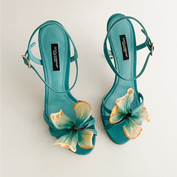 D&G Butterfly Appliqué Sandals. 🐛💚🩵🦋 - Picture 3 of 4